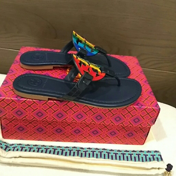 New Tory Burch Miller Thong Sandals - Picture 3 of 4